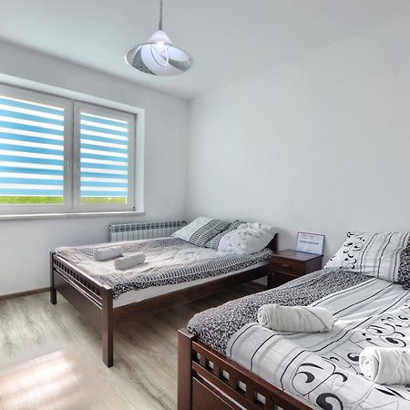 Ceglany Apartament Ustrzyki Dolne Exterior photo